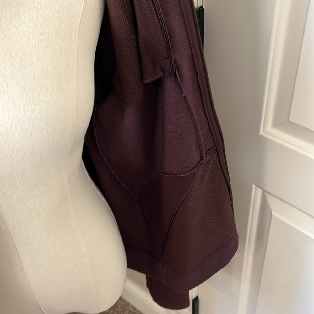 Men’s All In Motion Jacket - Maroon/Berry - Picture 9 of 10